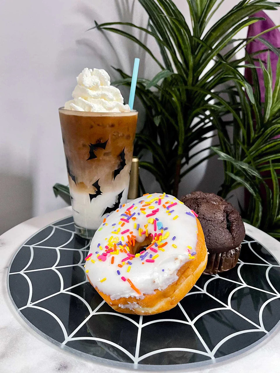 SPIDERWEB ROUND KITCHEN BOARD